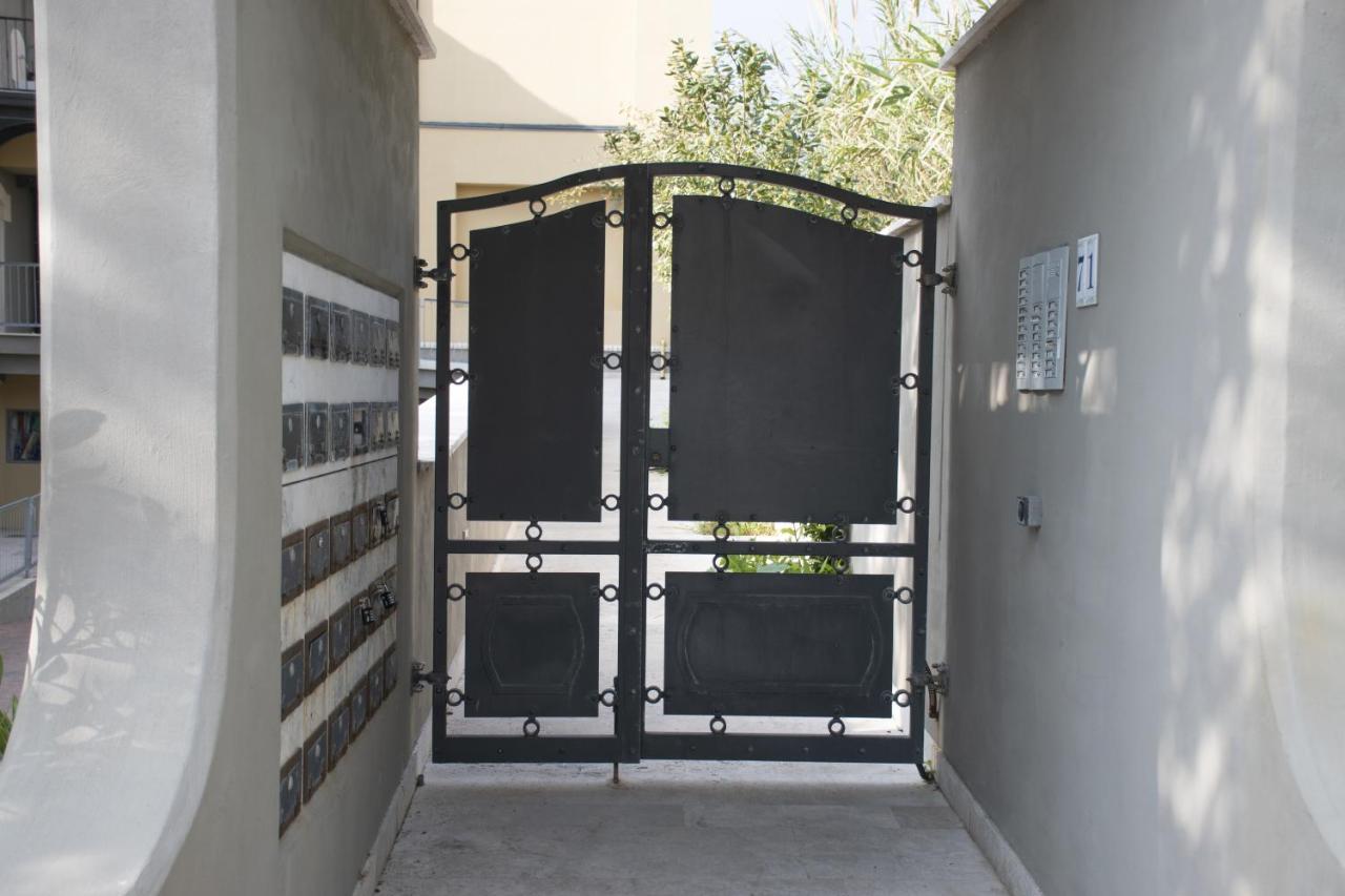 Casa Velia 78Mq A 30 Metri Dal Mare Di San Vincenzo Lägenhet Exteriör bild